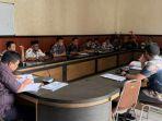 DPRD-Bangkalan-sikapi-kades-8-tahun.jpg