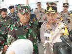 Dandim-0817Gresik-Letkol-Inf-Ahmad-Saleh-Rahanar-bersama-Kapolres-Gresik-AKBP-Adhitya-Panji-Anom.jpg