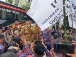 Demo-perangkat-desa-Pasuruan-ke-Jakarta.jpg