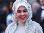 Duduk-Perkara-Syahrini-Hadiri-Cannes-2025-padahal-Bukan-Artis-Film-Istri-Reino-Barack-Kasih-Paham.jpg
