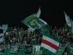 Dukungan-Bonek-di-laga-Persebaya-vs-Persija-Jakarta.jpg