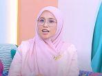 Dulu-Cuma-Pembantu-Digaji-Rp-100-Ribu-Erlyanie-Kini-Sukses-Jadi-Bos-Skincare-Bangun-Rumah-Mewah.jpg