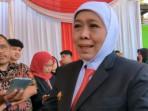 EVAKUASI-KORBAN-Gubernur-Jawa-Timur-Khofifah-Indar-Parawansa-ditemui-usai-Ziarah-M.jpg