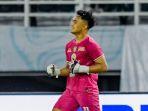 Ernando-Ari-saat-memperkuat-Persebaya-Surabaya-di-laga-melawan-PSM-Makassars.jpg