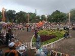 Foto-Ilustrasi-suasana-di-Alun-alun-Merdeka-Kota-Malang.jpg