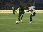 Francisco-Rivera-di-laga-Persebaya-Surabaya-vs-PSM-Makassar.jpg
