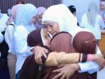 Gubernur-Jawa-Timur-Khofifah-Indar-Parawansa-menghadiri-World-Sight-Day-Jatim-2025.jpg