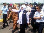 Gubernur-Khofifah-melepas-pemudik-gratis-di-Pelabuhan-Jangkar-Situbondo-Jatim.jpg