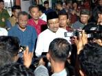 Gus-Ipul-saat-dikonfirmasi-awak-media-di-Jombang-Jatim.jpg