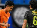 Ikhsan-Nul-Zikrak-dan-M-Iqbal-reuni-adik-kakak-di-laga-Borneo-vs-Persebaya-Surabaya.jpg