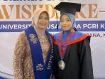 Inna-Fatahna-Lulus-Cumlaude-UNP-Kediri.jpg