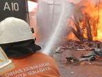 Gudang Kimia PT Mulia Atlas Kawan Surabaya Kebakaran, 10 Ribu Liter Tangki Isi Etanol Meledak
