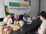 KURASI-PRODUK-Kegiatan-kurasi-produk-UMKM-yang-digelar-Diskoperindag-Bondo.jpg