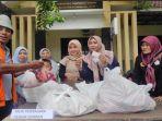KWG-Gresik-bagi-kurban.jpg
