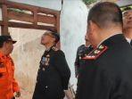 Kapolres-Trenggalek-AKBP-Alith-Alarino-meninjau-rumah-korban-terdampak-gempa-Bantul.jpg