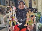 Kardus-Bekas-Menjadi-Wayang-Bernilai-Ekonomi-Tinggi.jpg