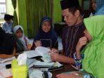 Kisah-Sabiq-Guru-Ngaji-Disabilitas-di-Salatiga-Tiap-Hari-Jalan-Pakai-Tangan-Demi-Ngajar-100-Anak.jpg