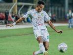 Koko-Ari-Araya-harus-mendapatkan-cedera-di-laga-Borneo-FC-vs-Persebaya.jpg