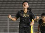 Koko-Ari-saat-membela-Timnas-Indonesia.jpg