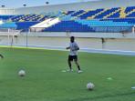 LATIHAN-TIM-Pemain-Persela-Lamongan-menggelar-latihan-di-Stadion-Su.jpg