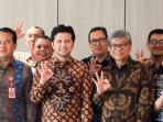 MASALAH-SAMPAH-Wakil-Gubernur-Jawa-Timur-Emil-Elestianto-Darda.jpg