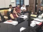 MEDIASI-pertemuan-korban-dan-pelaku-rumah-Cessie.jpg
