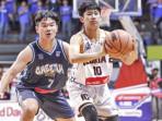 MENANG-Anggota-tim-basket-putra-SMA-Gloria-2-Surabaya-Reinhart-Jos.jpg