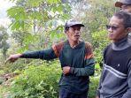 Mukar-dan-Suwito-keluarga-korban-tanah-longsor-di-Trenggalek-Jatim.jpg