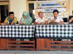 Musyawarah-Desa-Padasan-Bondowoso-Jatim.jpg