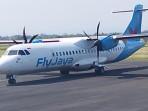 PENERBANGAN-PERDANA-Pesawat-Fly-Jaya-mendarat-di-Bandara-Notoha.jpg