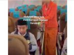 Pantesan-Siswa-SD-di-Salatiga-Bisa-Study-Tour-Naik-Pesawat-Garuda-Ternyata-Nabung-Selama-5-Tahun.jpg