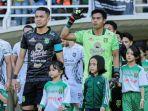 Para-pemain-Persebaya-Surabaya-saat-melawan-Borneo-FC-qweqwe.jpg