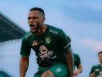 Paulo-Victor-bertahan-di-Persebaya-Surabaya-untuk-kompetisi-Liga-musim-depan.jpg