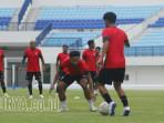 Pelatih-Persela-Lamongan-Aji-Santoso-memastikan-akan-mereparasi.jpg