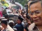 Pendukung-Bupati-Sudewo-serbu-kooordinator-demo-pati.jpg