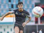 Penyerang-Persebaya-Bruno-Moreira-bakal-menjadi-kunci-saat-meladeni-tuan-rumah-PSM-Makasar.jpg