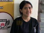 Perjuangan-Wulan-Gadis-Surabaya-Jual-Koran-demi-Beli-Rumah-untuk-Orang-Tua-Tak-Malu-Meski-Dibully.jpg