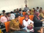 Petani-Surabaya-tolak-lahan-garapan-mereka-didirikan-Sekolah-Rakyat-di-Kedung-Cowek.jpg