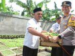 Polres-Lamongan-bantu-bibit-tanaman.jpg