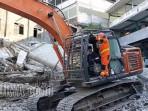 Proses-operasi-SAR-di-Ponpes-Al-Khoziny-akan-ditutup-dan-diakhiri-Selasa-7102025.jpg