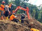 Proses-pencarian-6-korban-tanah-longsor-di-Trenggalek-Jatim.jpg