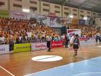 RAMAI-Suporter-SMAN-1-Jember-padati-GOR-Garuda-Kaliwates-Jember-Jawa-Ti.jpg