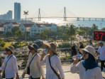 Ramalan-Cuaca-Surabaya-Hari-Ini-9-Oktober-2025-Cerah-Panas-Menyengat-Capai-37-Derajat-Celcius.jpg