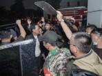 Rekam-Jejak-Sri-Sultan-Hamengku-Buwono-X-yang-Turun-Tangan-Temui-Massa-Demo-dan-Beri-Pesan-Menyentuh.jpg