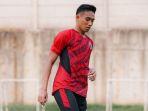 Rizky-Ridho-bergabung-dalam-latihan-Persija-Jakarta-s.jpg