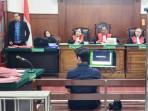 Pemilik Toko Oleh-Oleh Haji di Ampel Surabaya Terjerat Kasus Penjualan Obat Keras Ilegal