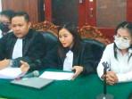 SIDANG-JAN-HWA-DIANA-Jan-Hwa-Diana-kanan-dia.jpg