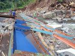 Selama-musim-hujan-sudah-ada-tujuh-jembatan-yang-putus-atau-rusak.jpg