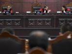 Sosok-9-Hakim-MK-yang-akan-menghadiri-sidang-putusan-usia-capres-dan-cawapres.jpg