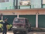 Suami-Menjerit-Pergoki-Istri-Bareng-Pria-Lain-di-Toilet-Pasar-Dugaan-Perselingkuhan-Berakhir-Tragis.jpg